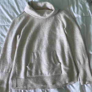 NWOT Womens Loft Sweater